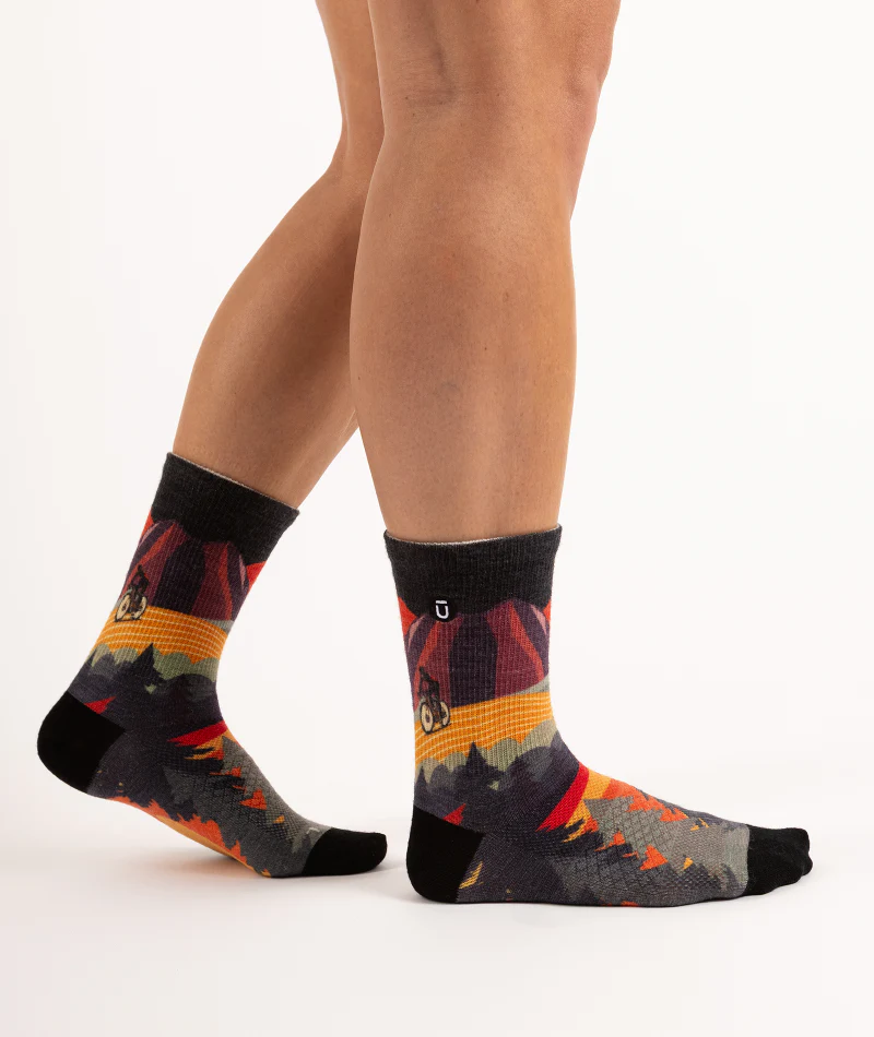 Meandering Merino Wool Lite Crew Socks - Image 9