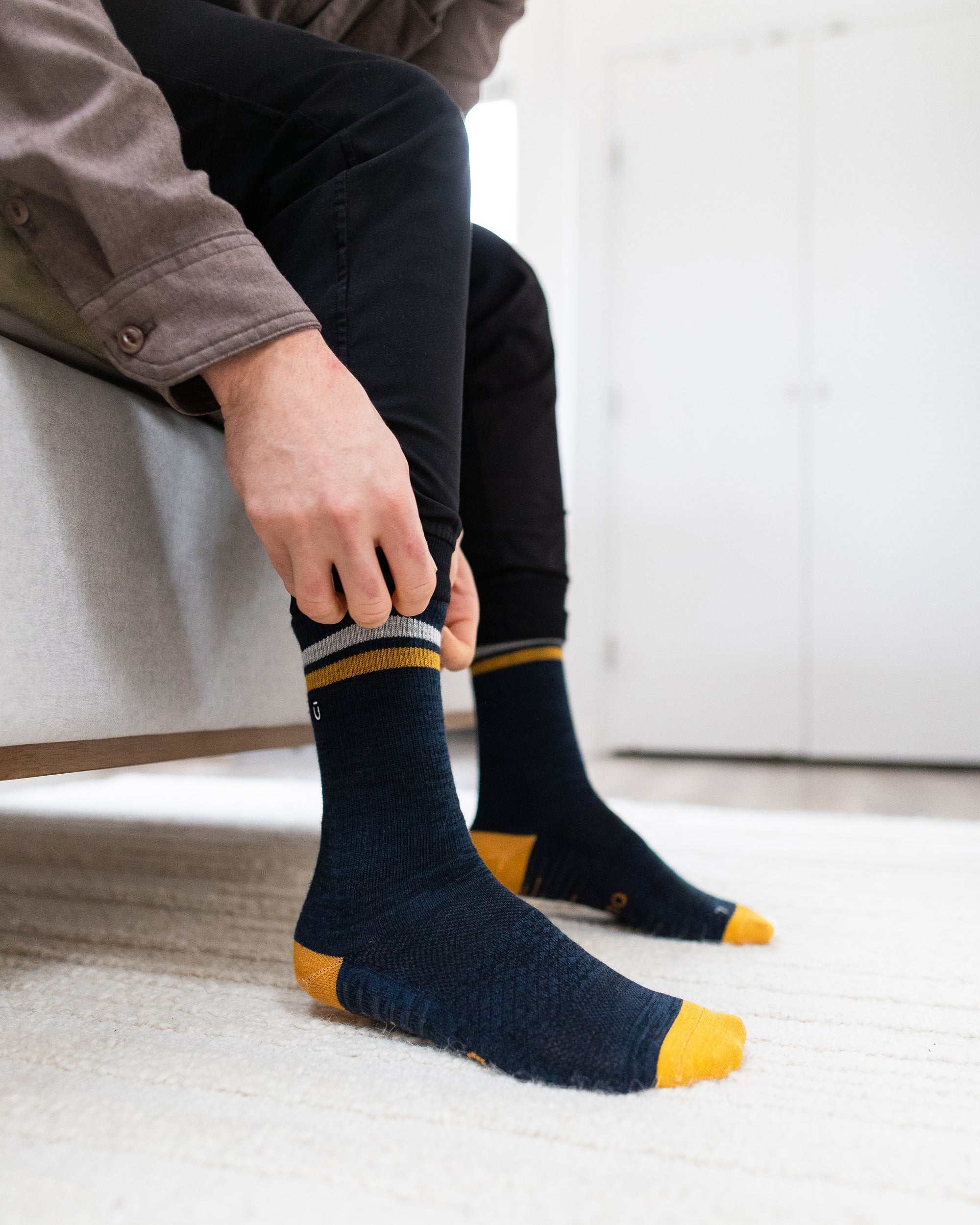 Royal Merino Wool Lite Crew Socks - Image 7